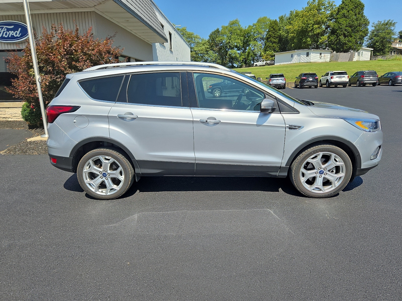 Used 2019 Ford Escape Titanium with VIN 1FMCU9J96KUA40366 for sale in Dale, IN