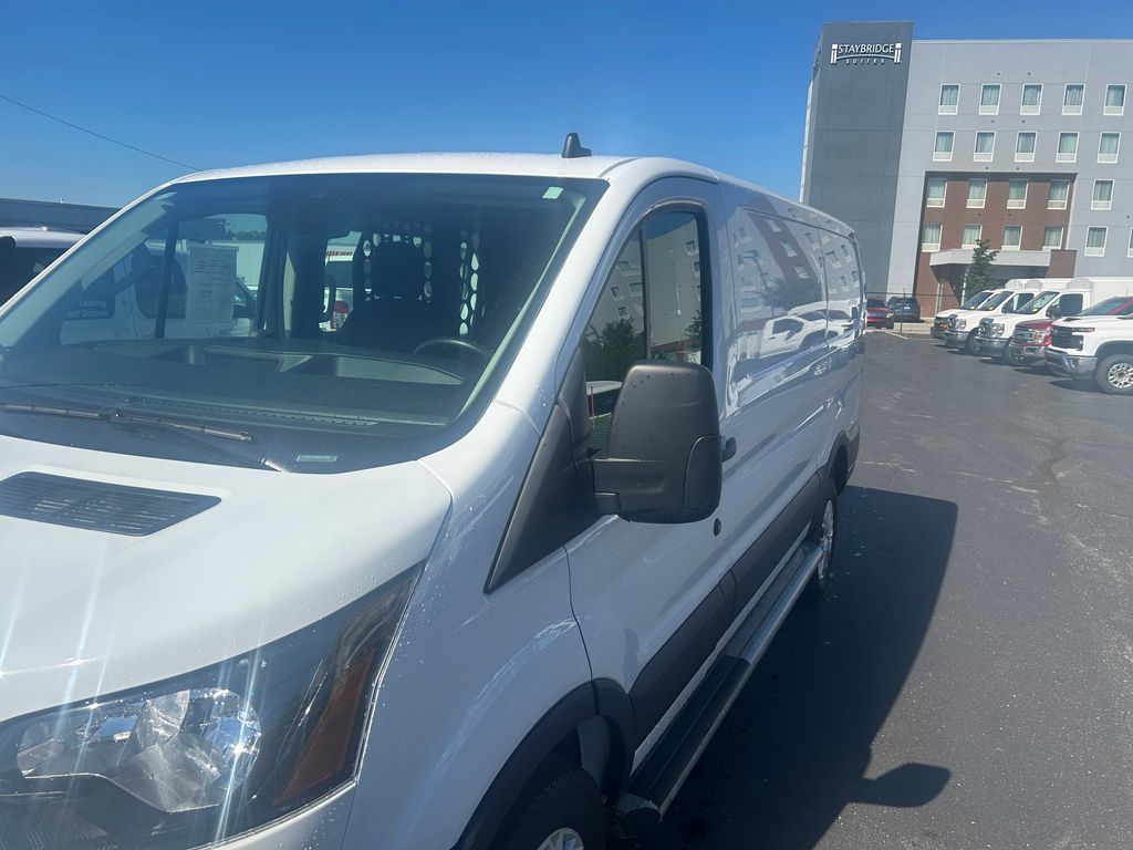 2025 Ford Transit Van Base