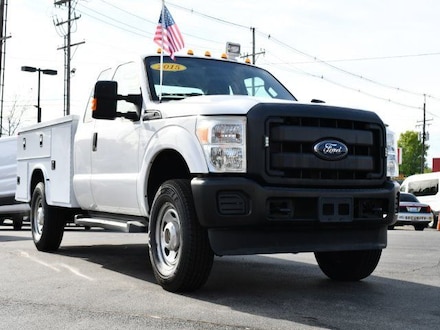 2015 Ford F-350SD XL Chassis