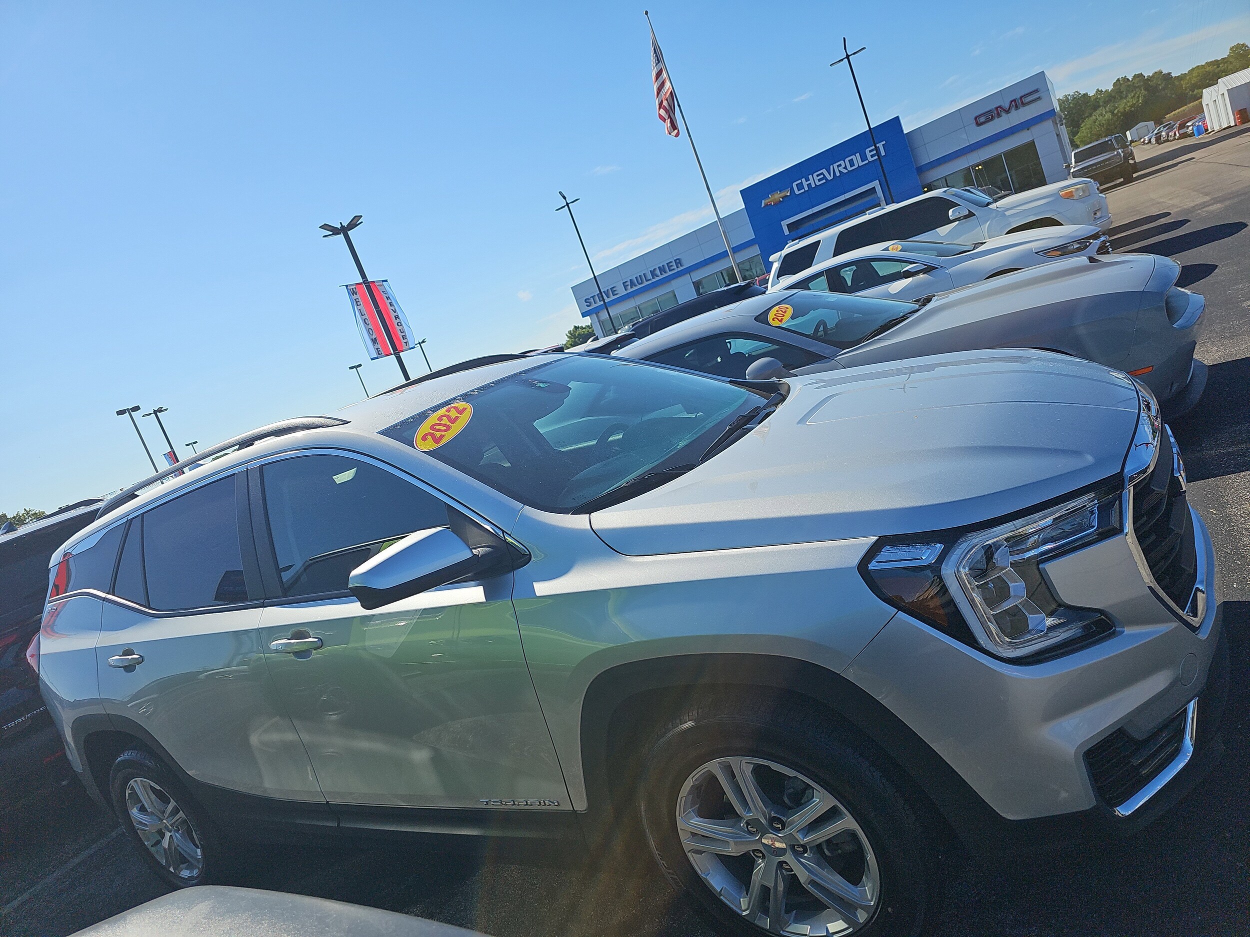 2022 Gmc Terrain SLE photo 2