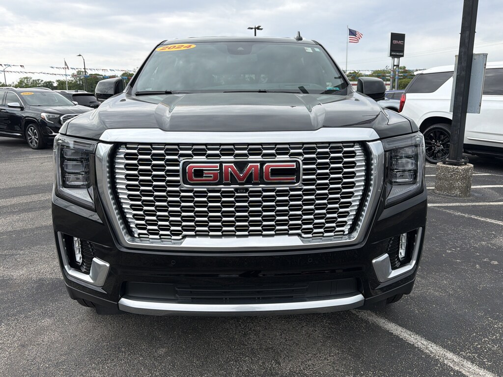 Used 2024 GMC Yukon XL Denali SUV