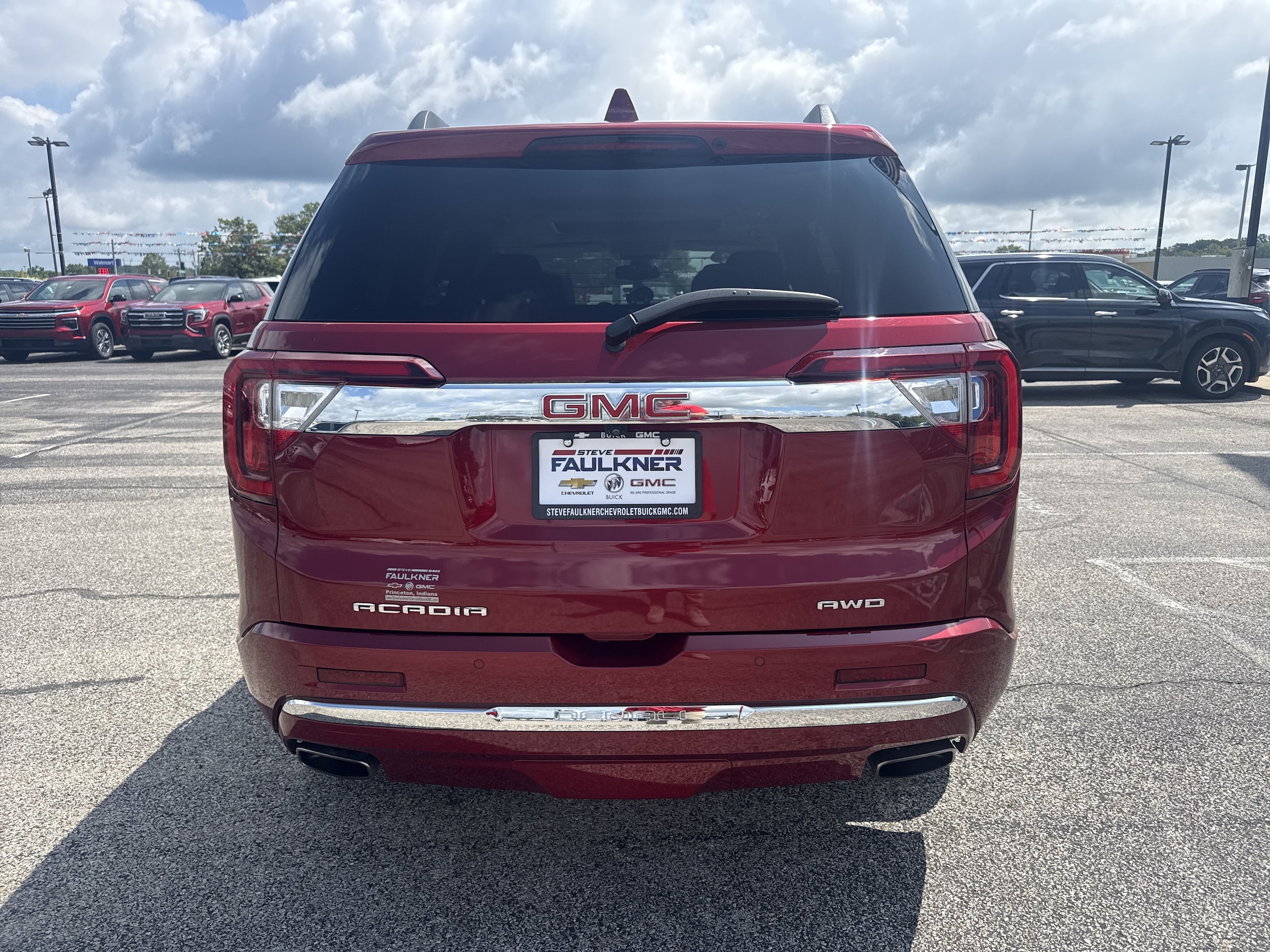 2020 GMC Acadia Denali - Photo 4