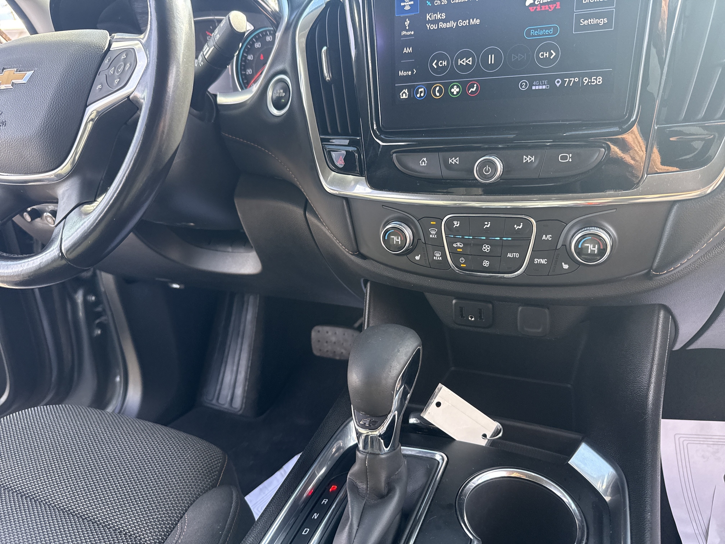 2021 Chevrolet Traverse 1LT - Photo 23