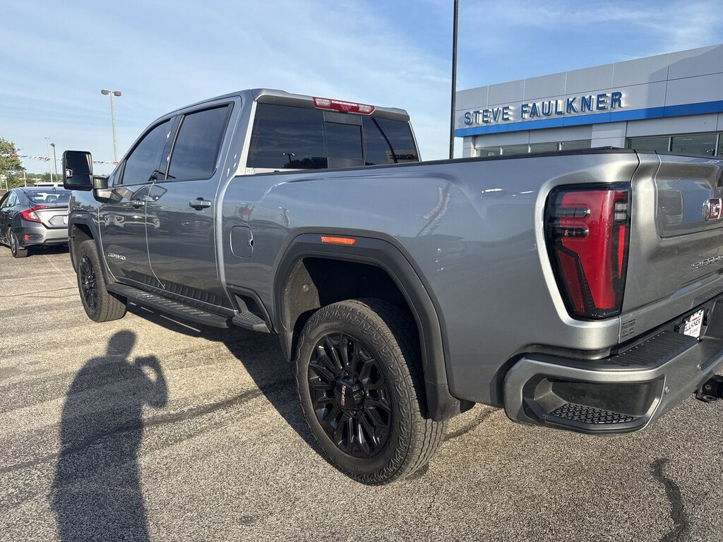 Used 2025 GMC Sierra 2500 HD AT4 Truck Crew Cab