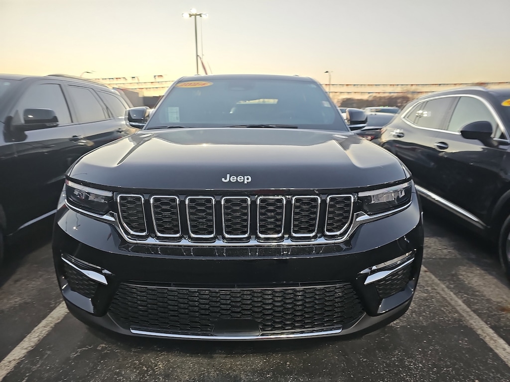 Used 2024 Jeep Grand Cherokee Limited SUV