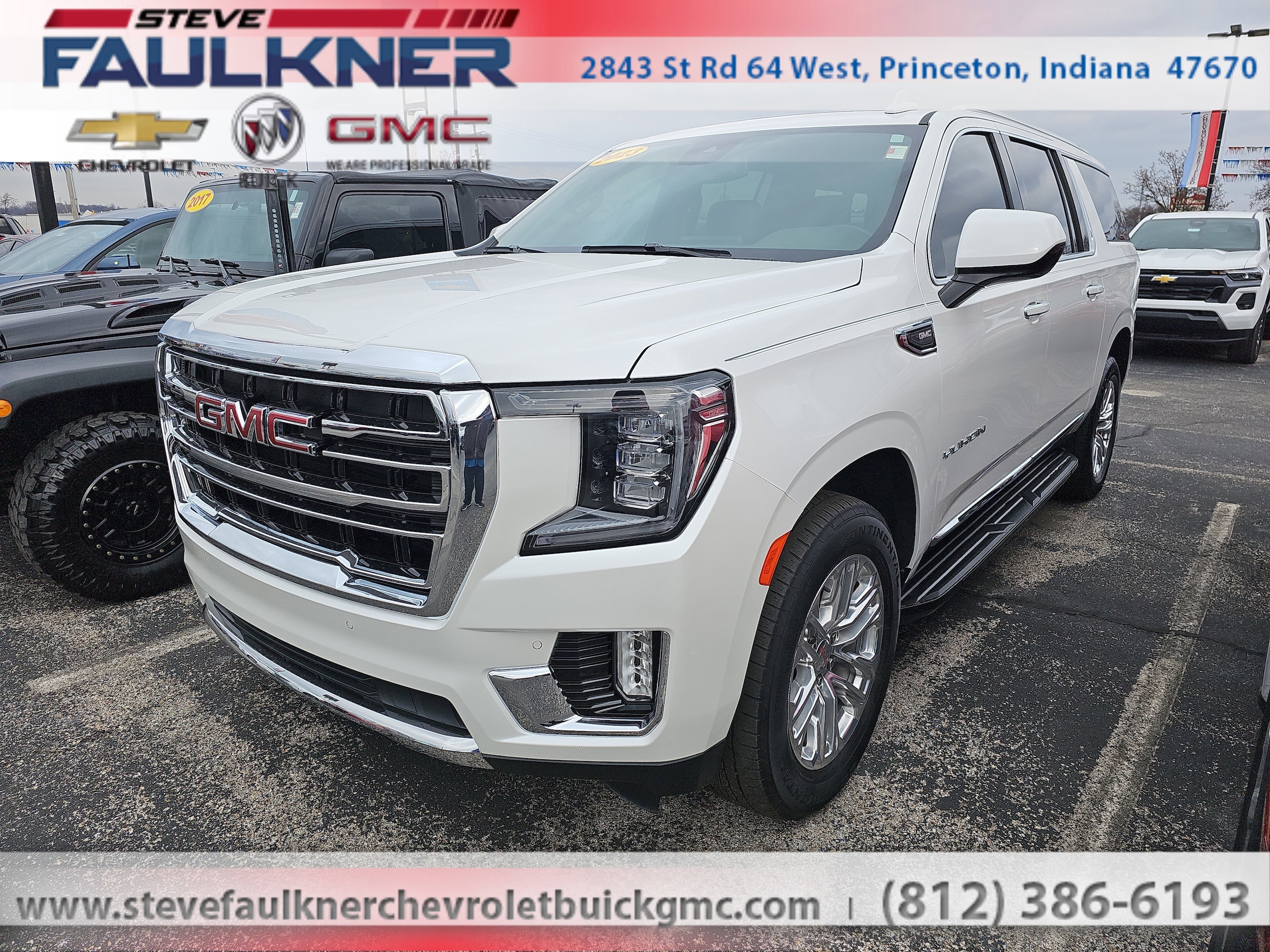 2023 GMC Yukon XL SLT's photo