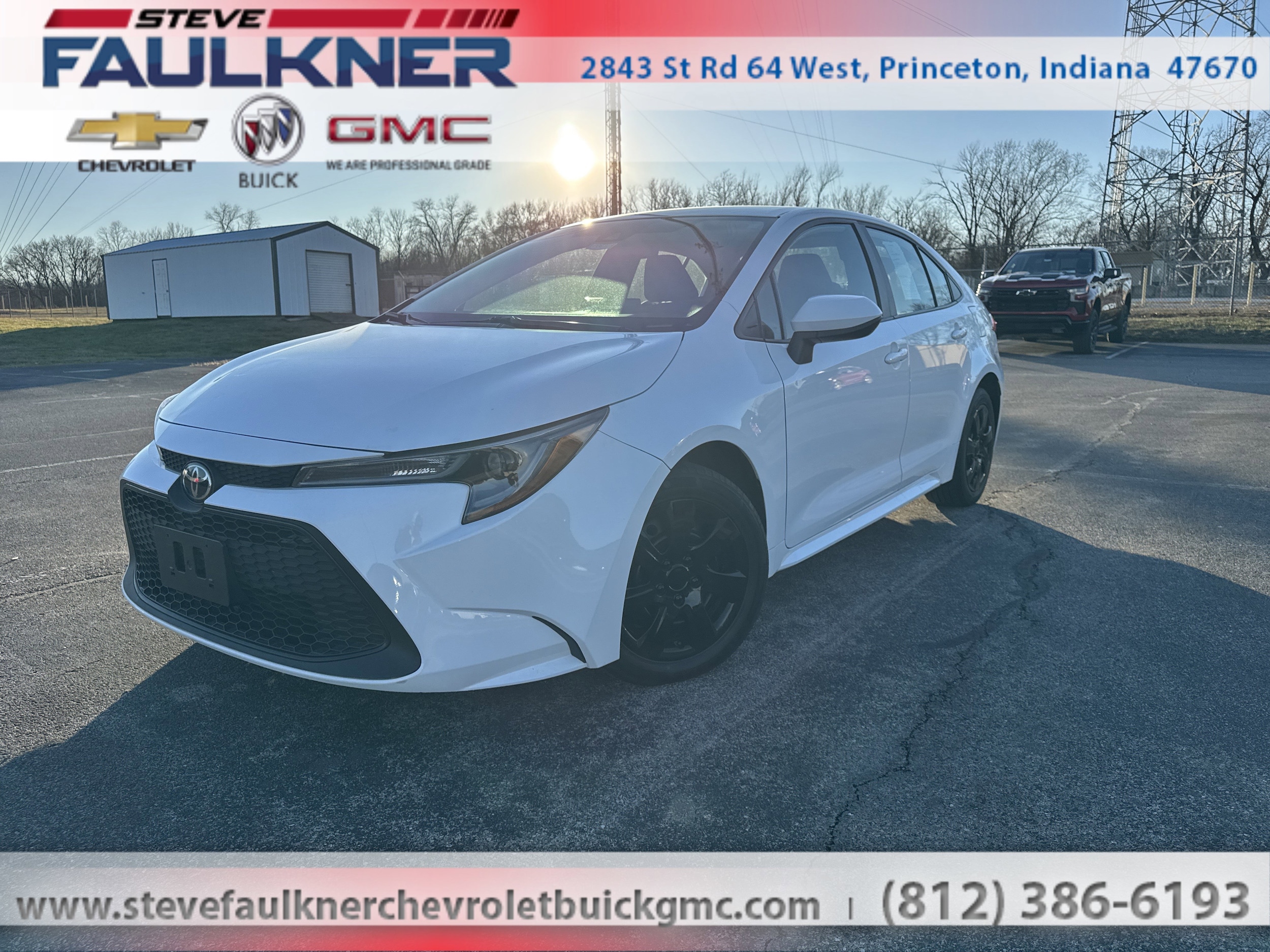 2022 Toyota Corolla LE's photo