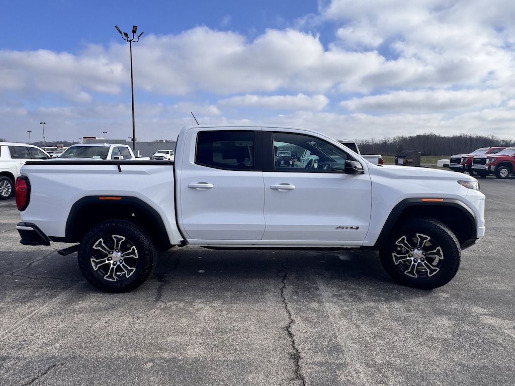 Used 2025 GMC Canyon AT4 Truck Crew Cab