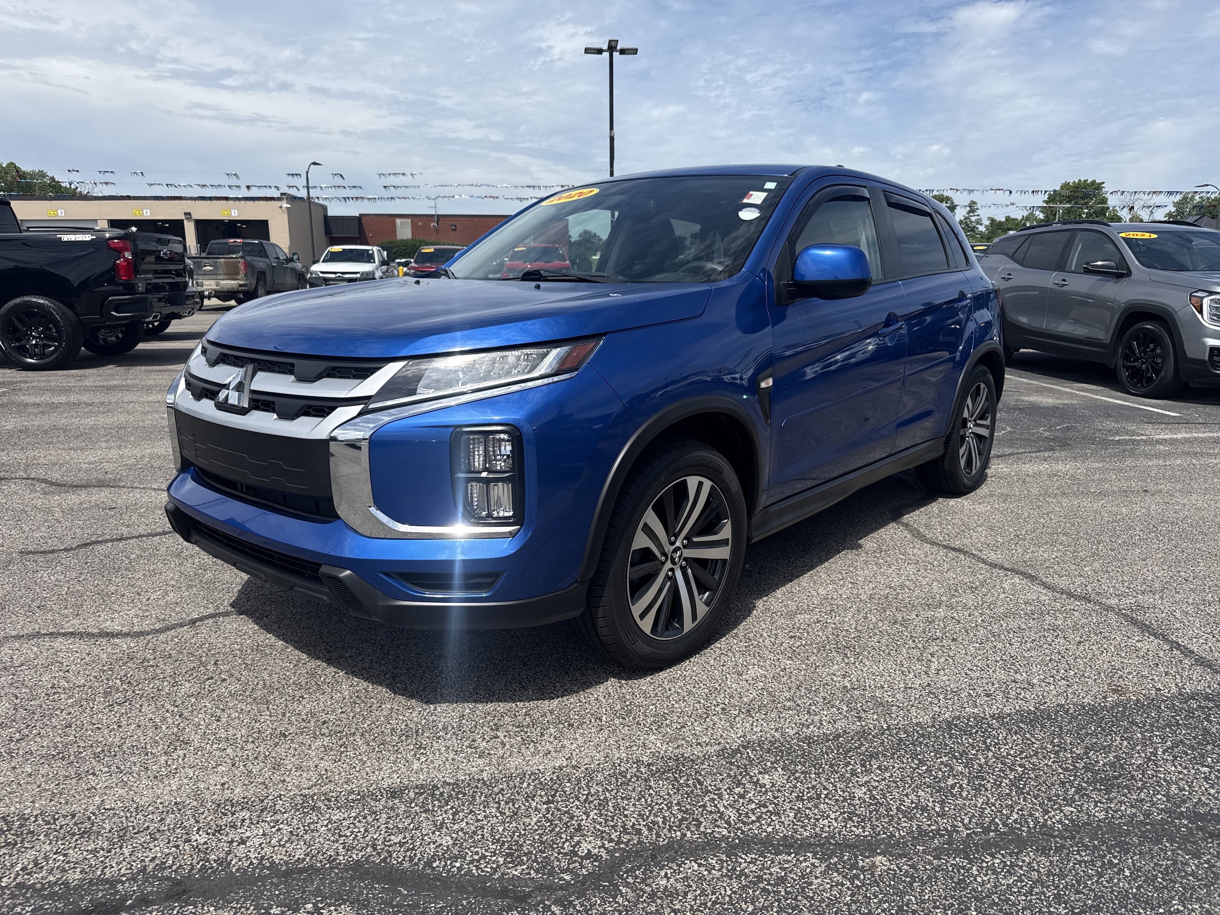 2020 Mitsubishi Outlander Sport 2.0 ES 2WD CVT's photo