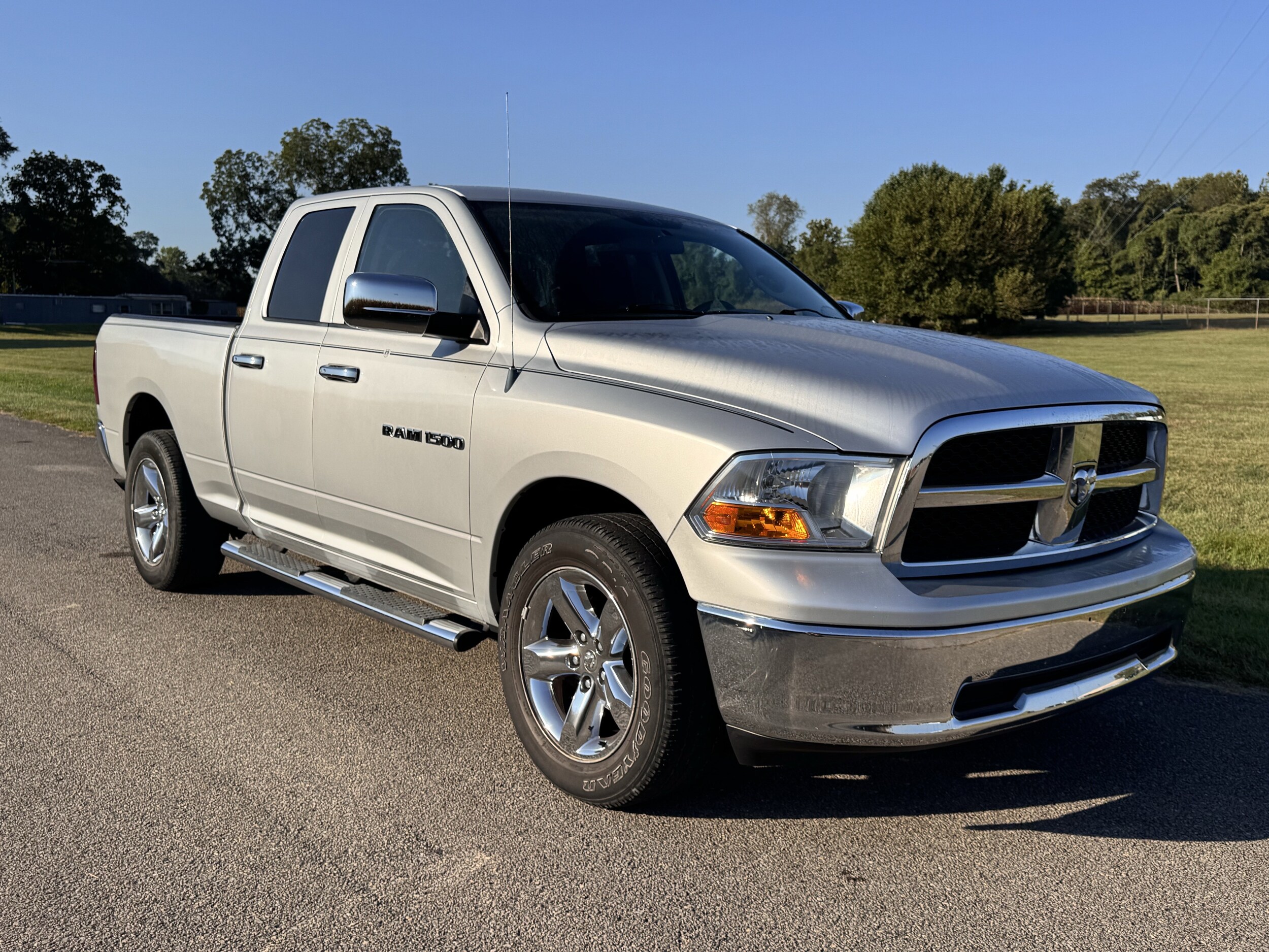 2011 Ram 1500 ST photo 3