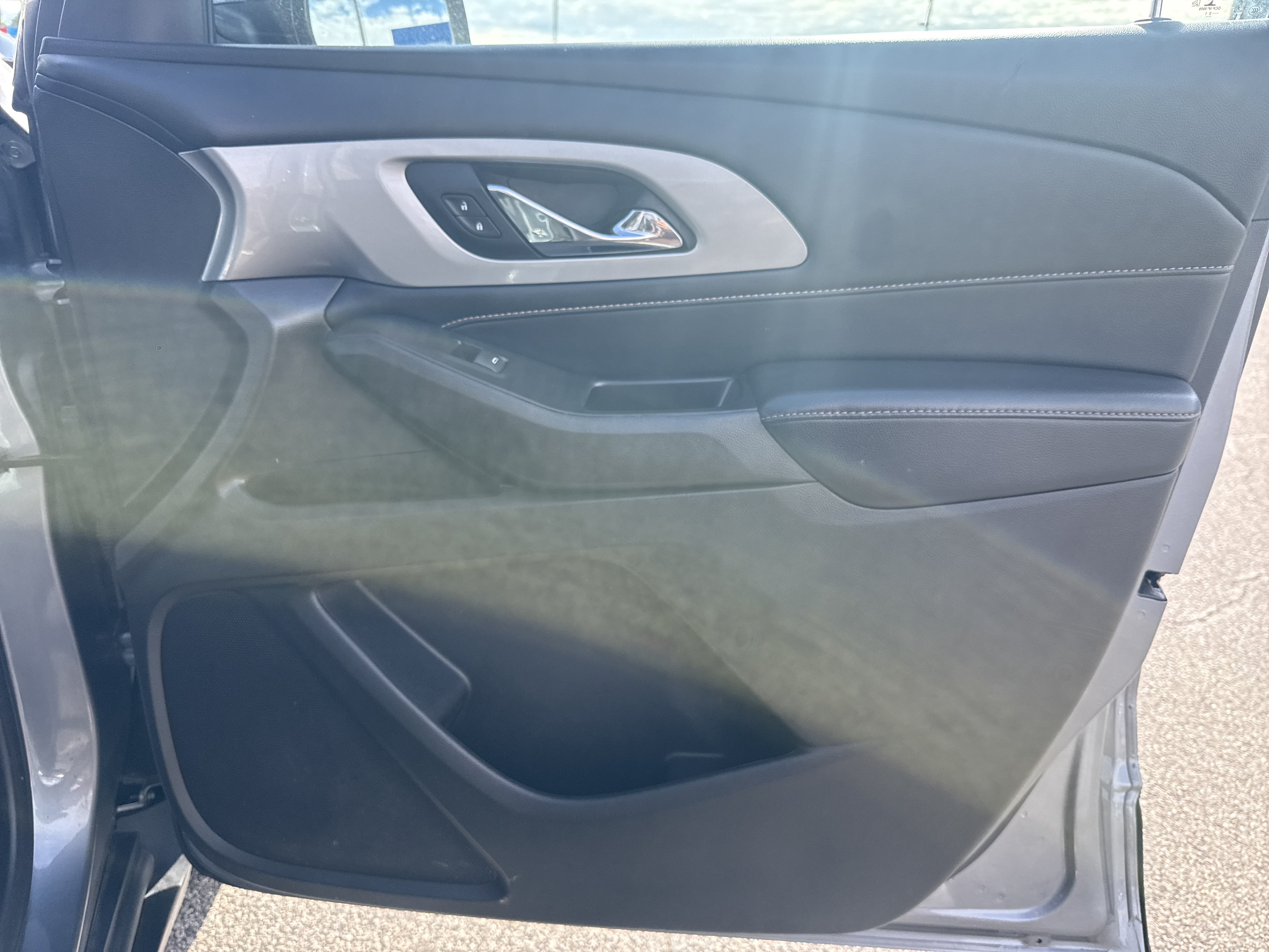 2021 Chevrolet Traverse 1LT - Photo 20