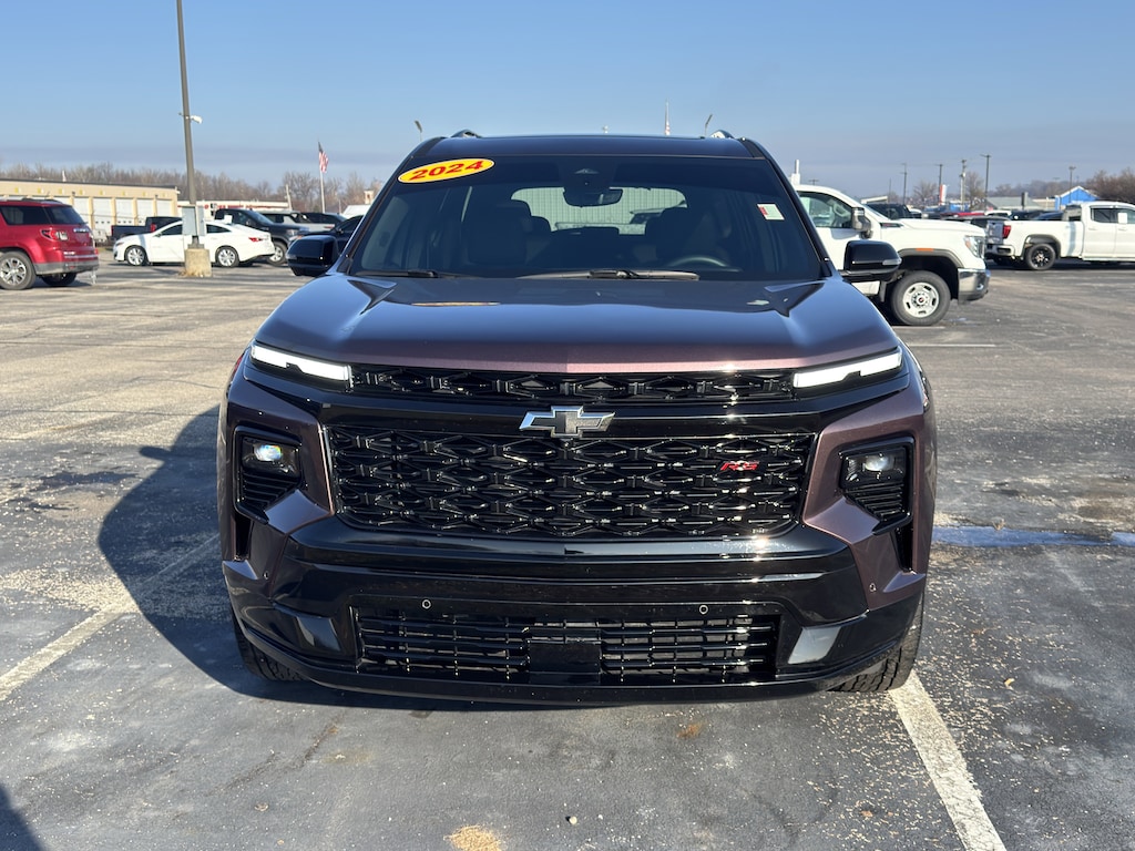 Used 2024 Chevrolet Traverse RS SUV