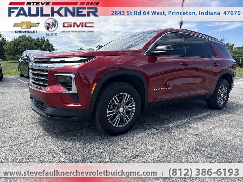 Used 2026 Chevrolet Traverse LT SUV