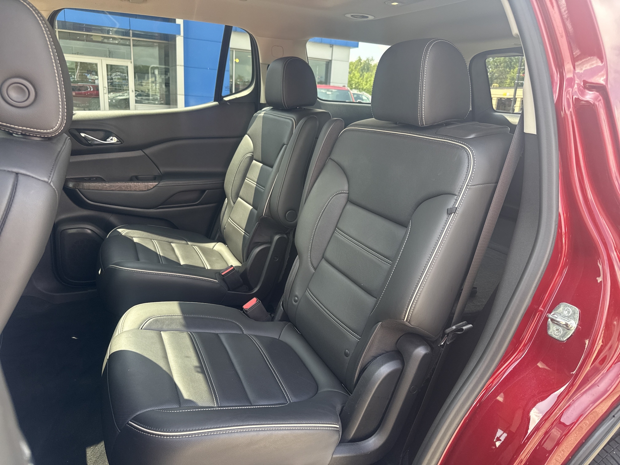 2020 GMC Acadia Denali - Photo 16