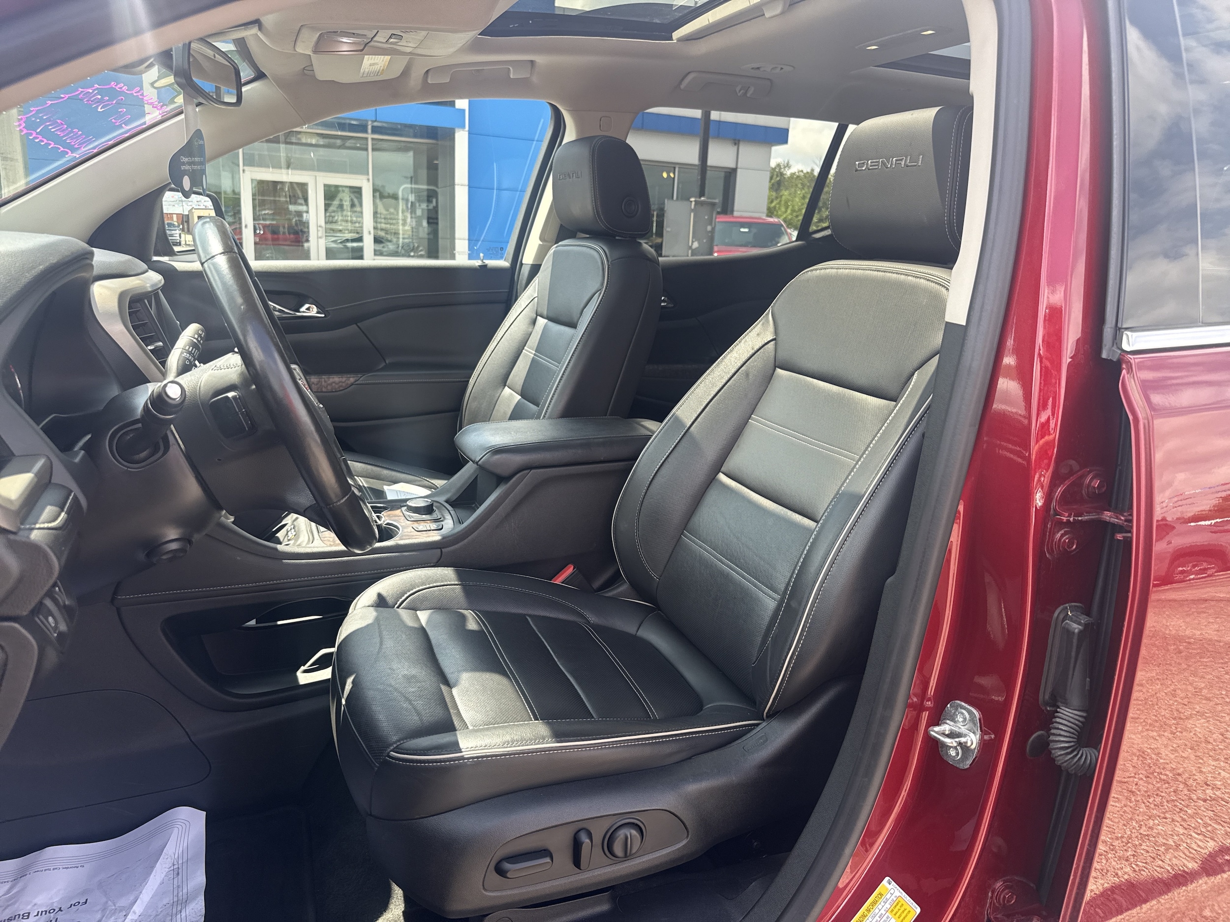 2020 GMC Acadia Denali - Photo 20