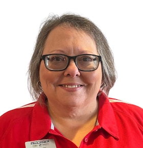 Staff member Lori Wilson from ID_7acda7