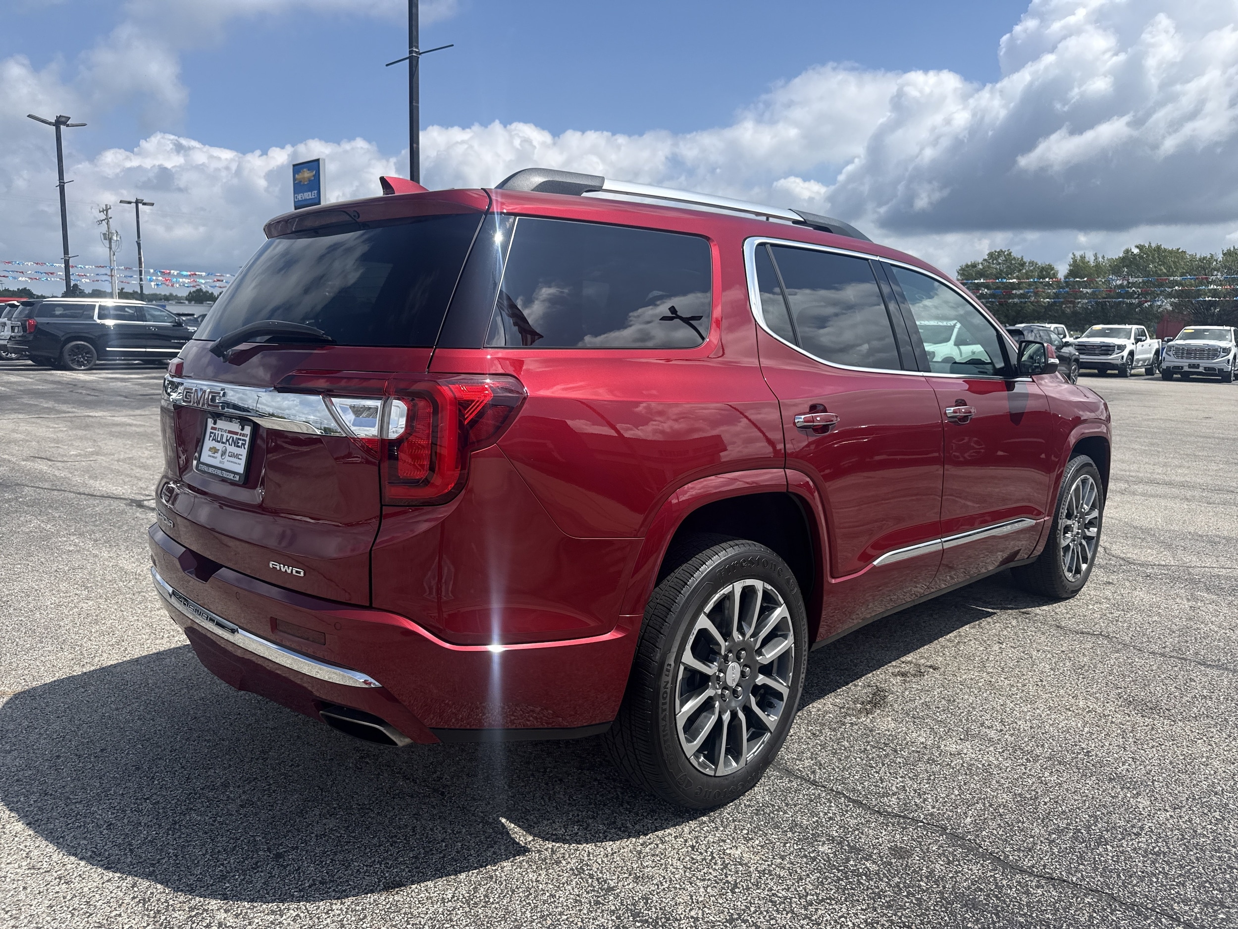 2020 GMC Acadia Denali - Photo 5