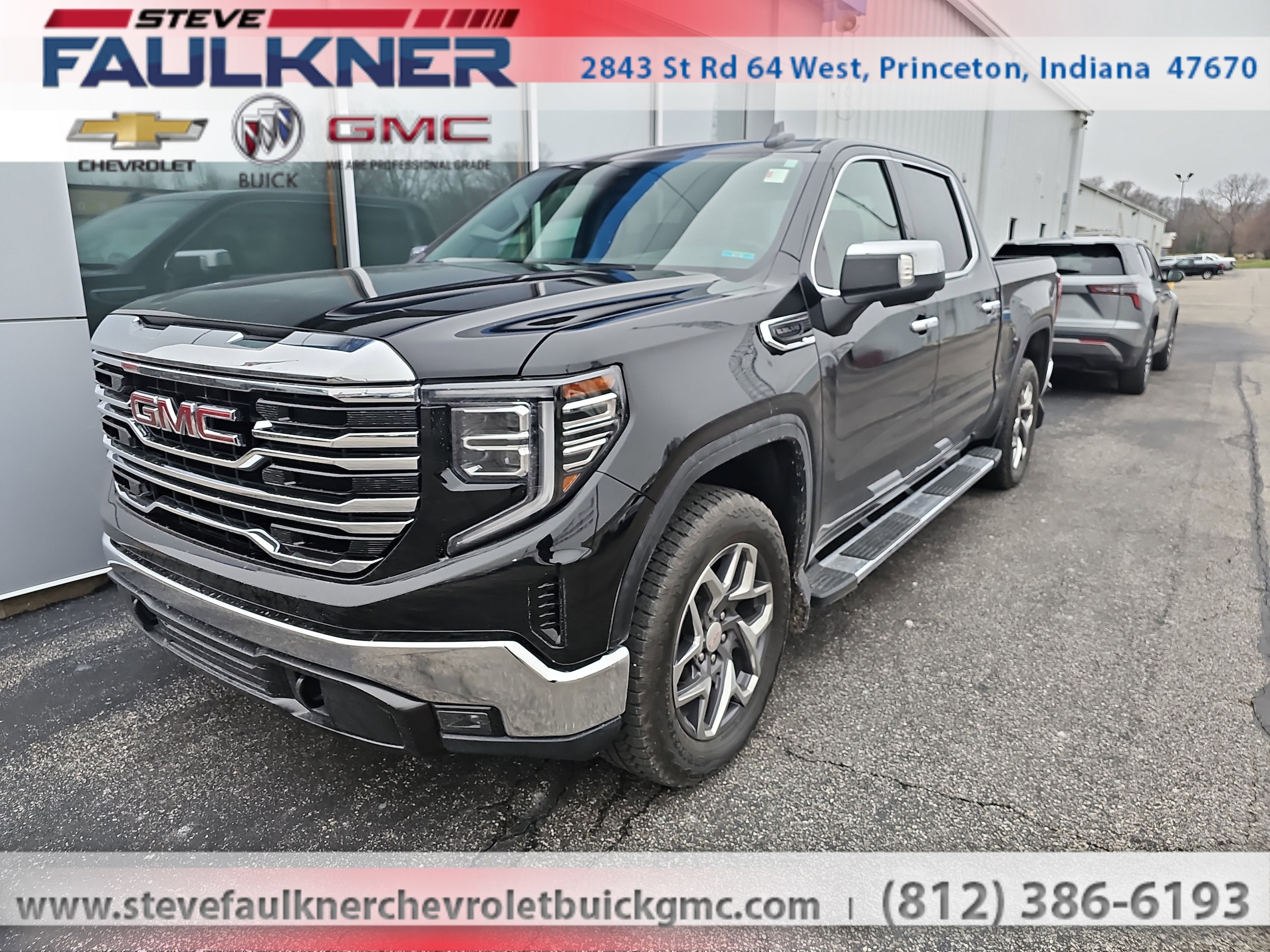 2023 GMC Sierra 1500 SLT's photo