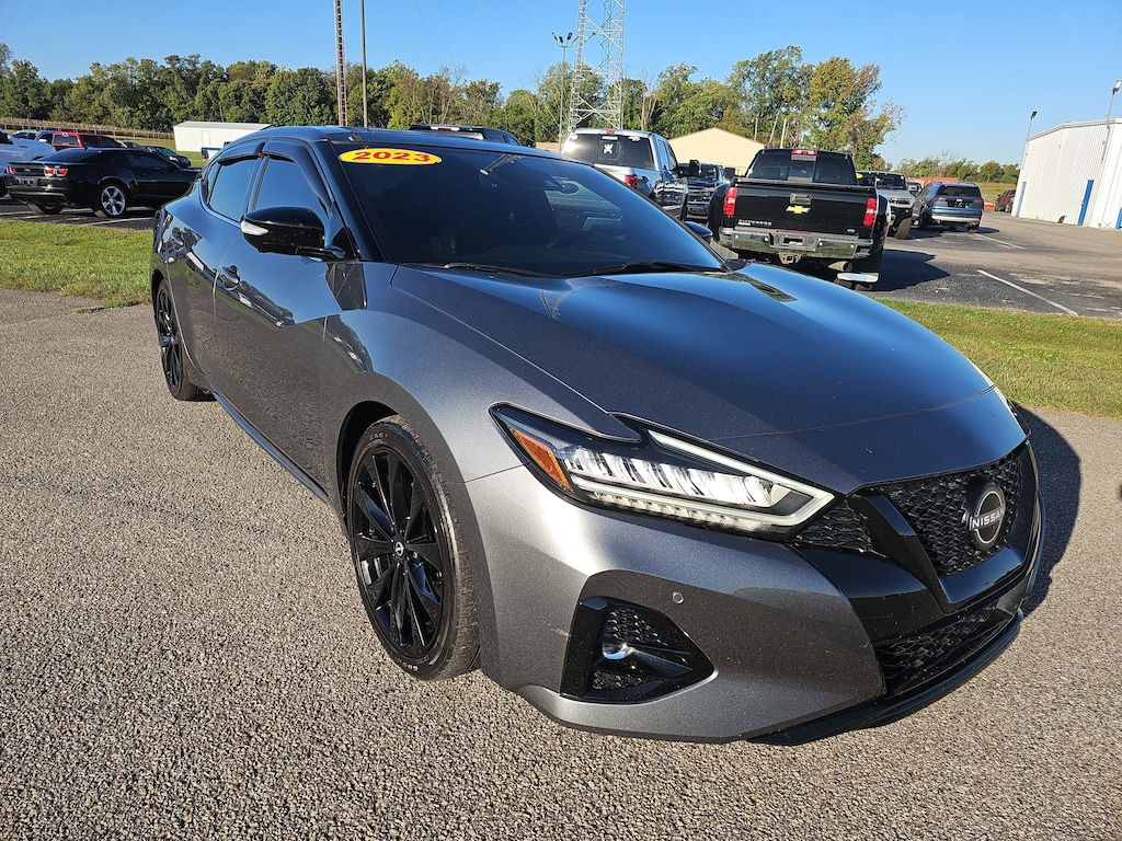 Used 2023 Nissan Maxima SR Sedan