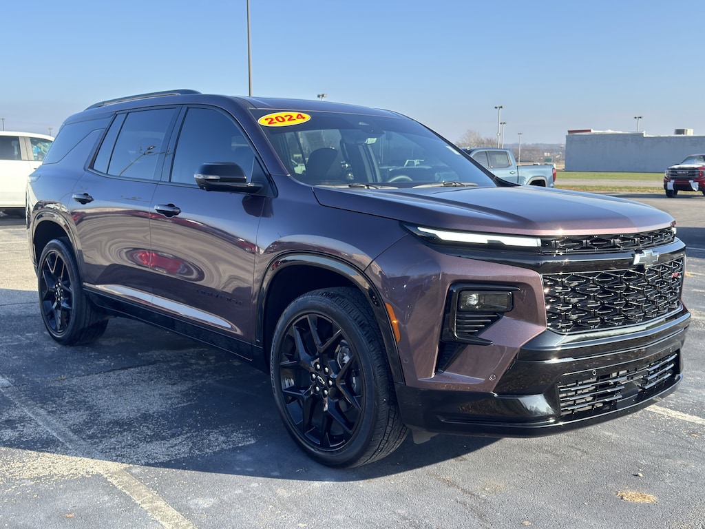 Used 2024 Chevrolet Traverse RS SUV
