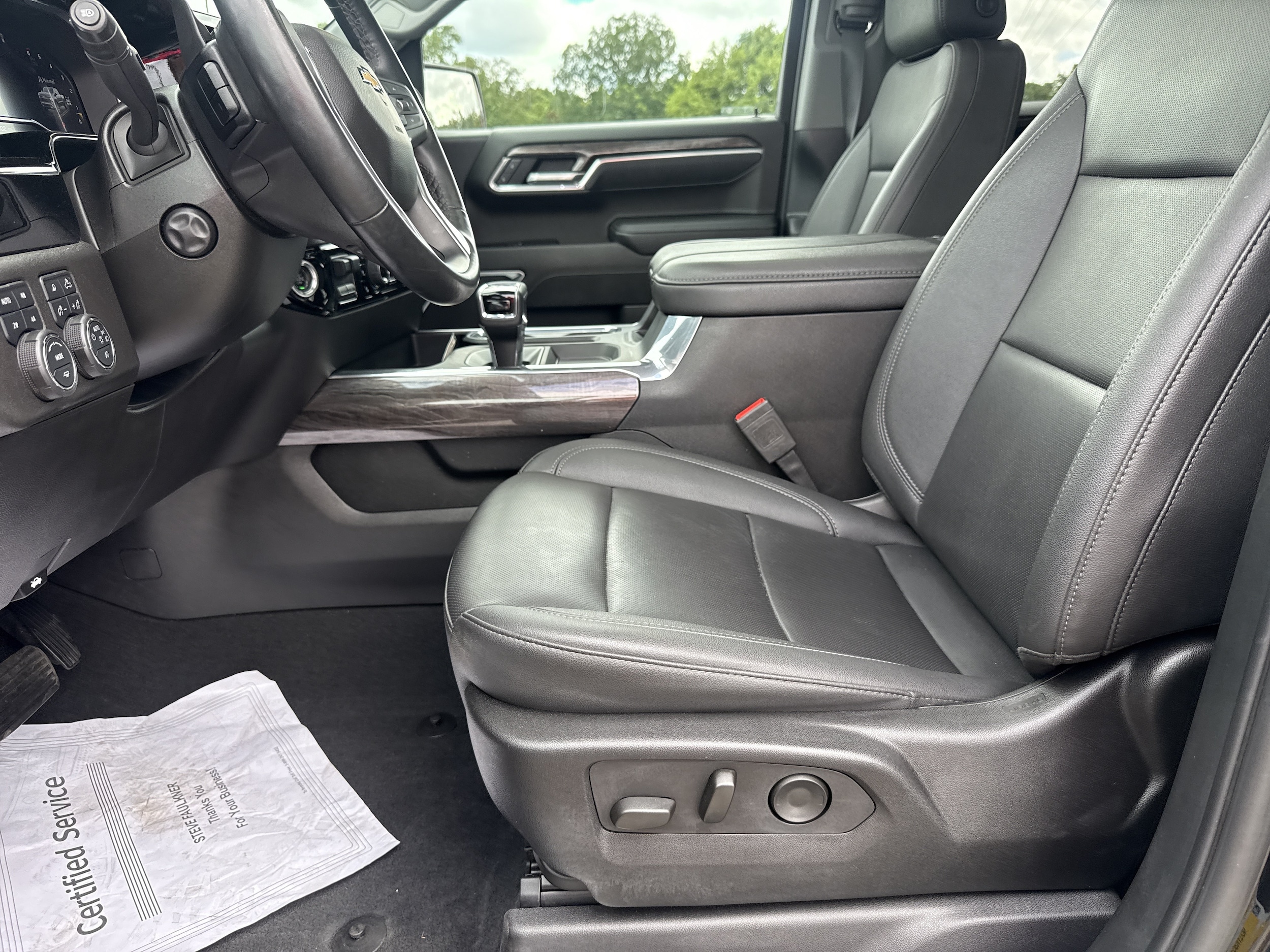 2025 Chevrolet Silverado 1500 LTZ - Photo 10