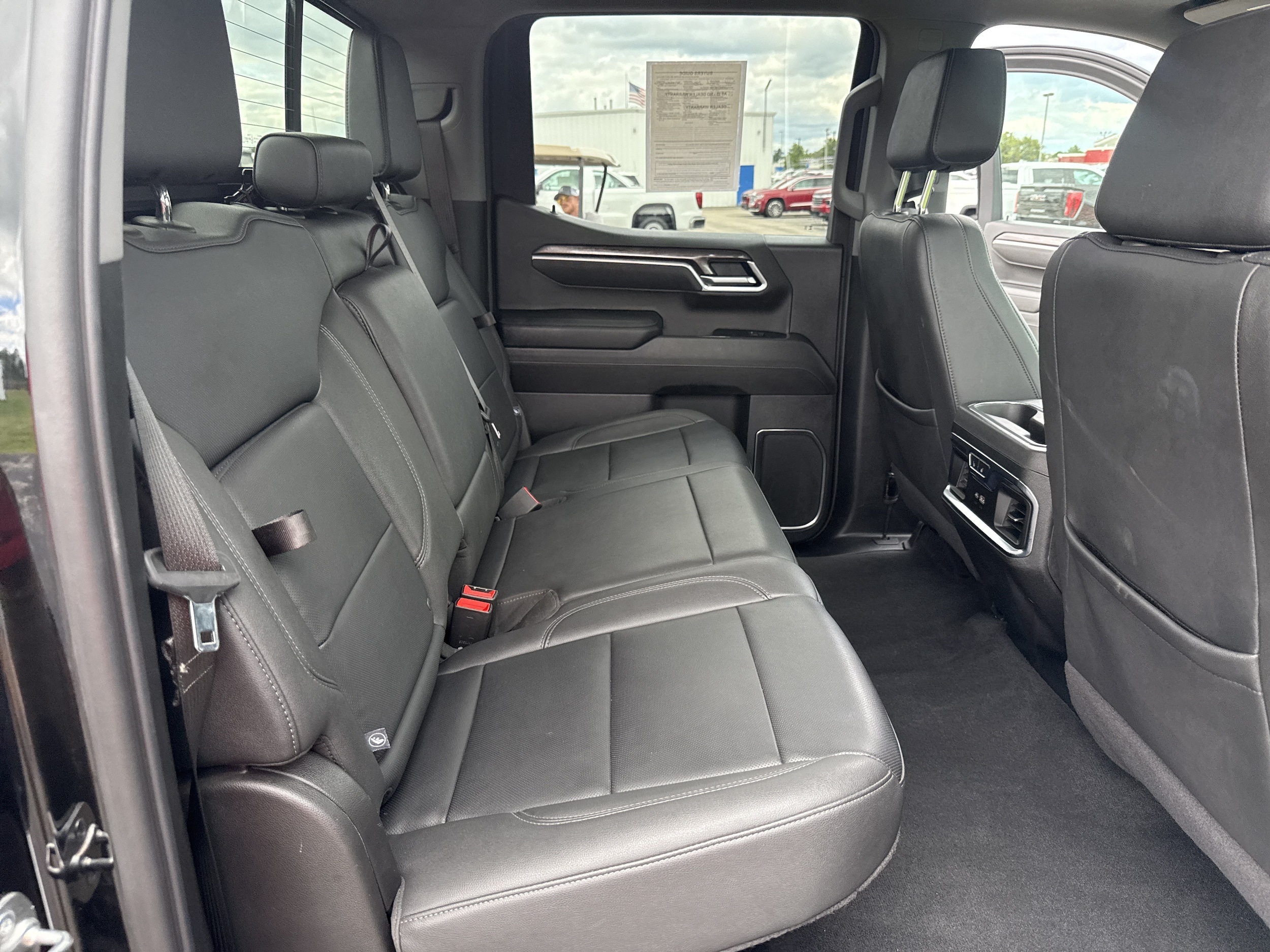 2025 Chevrolet Silverado 1500 LTZ - Photo 16