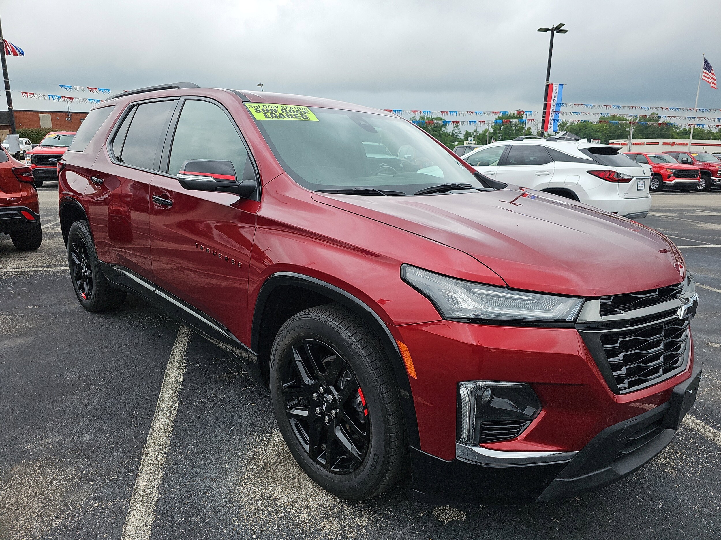 2022 Chevrolet Traverse Premier photo 3
