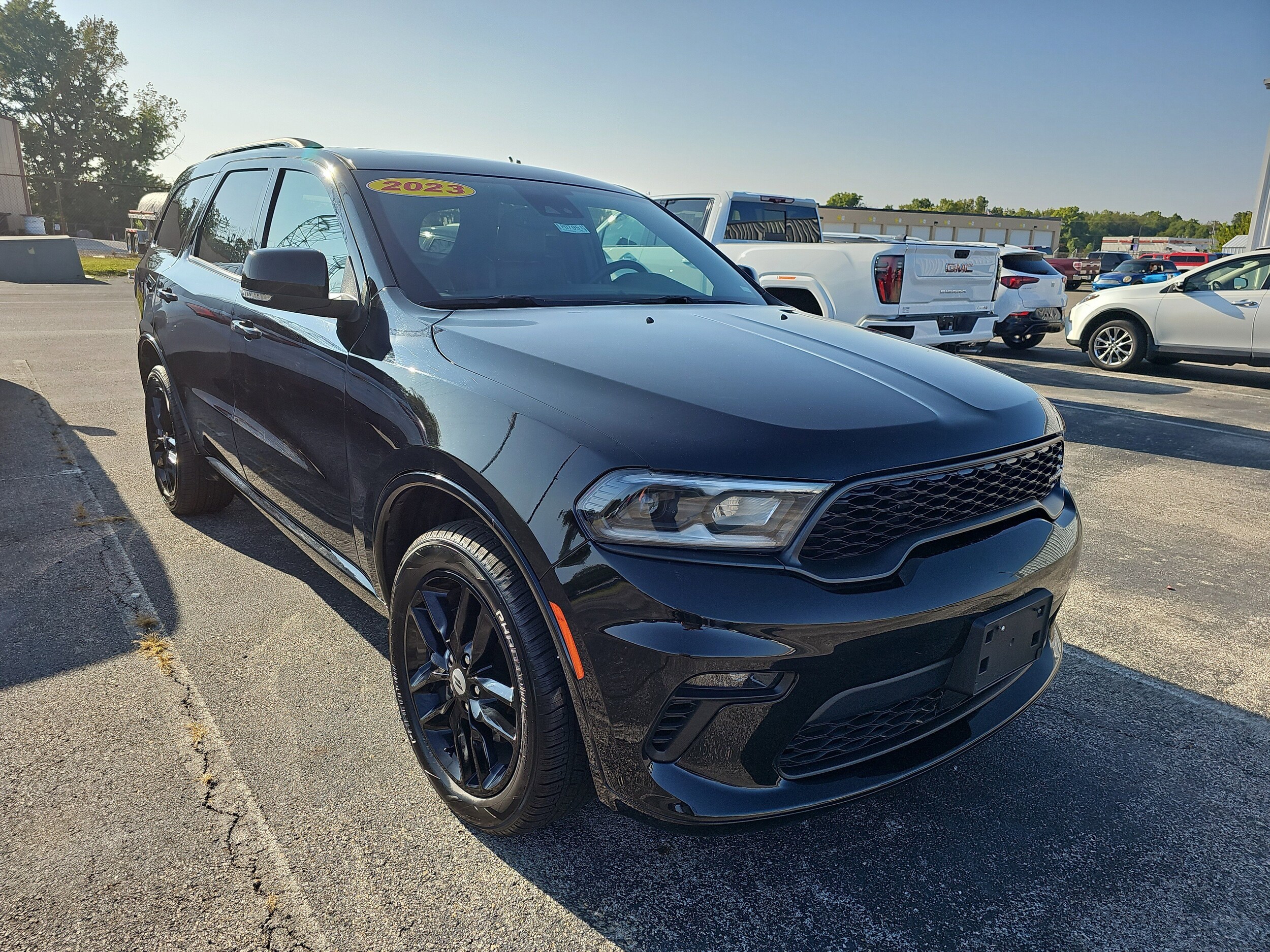 2023 Dodge Durango GT Plus photo 2