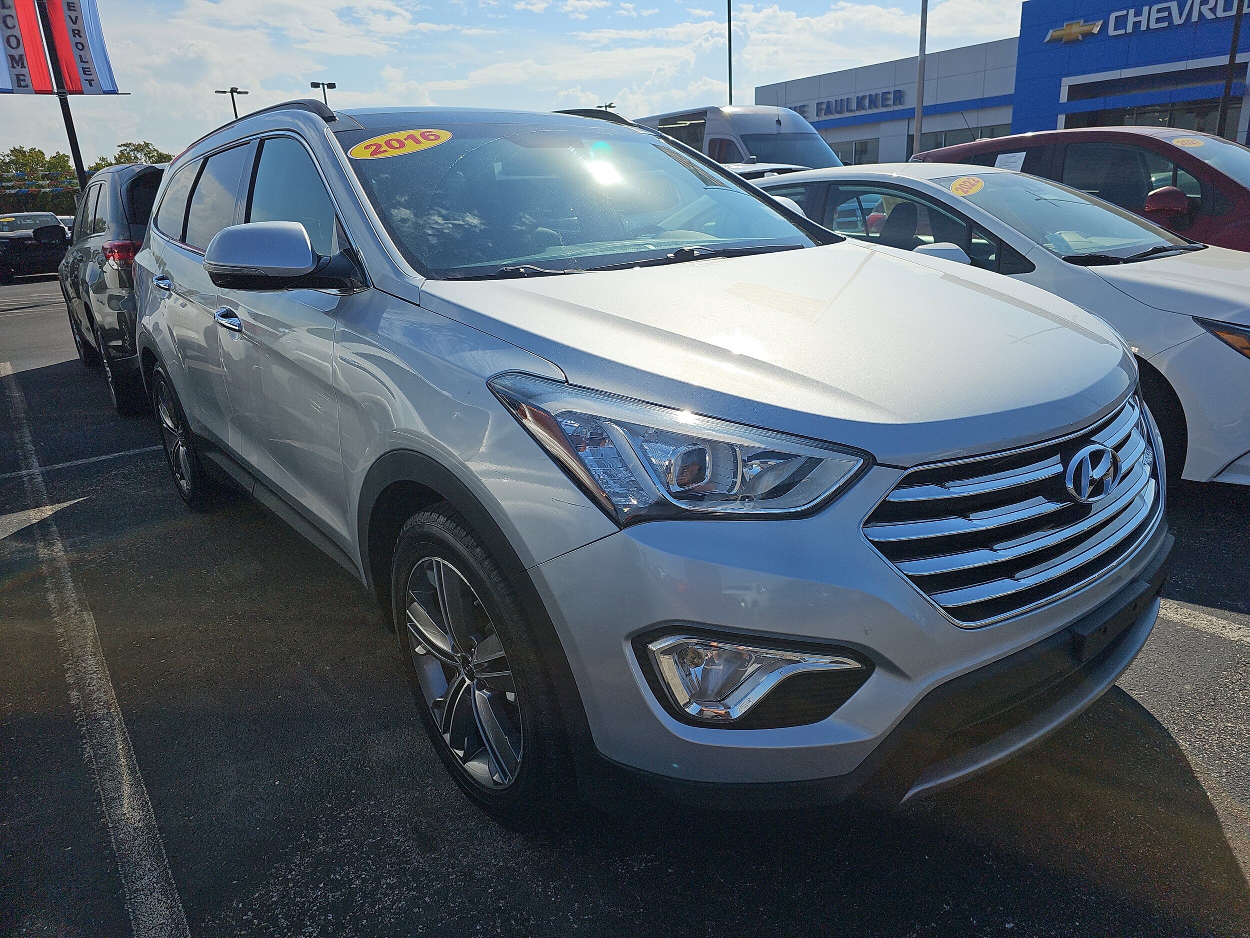 2016 Hyundai Santa Fe Limited photo 2