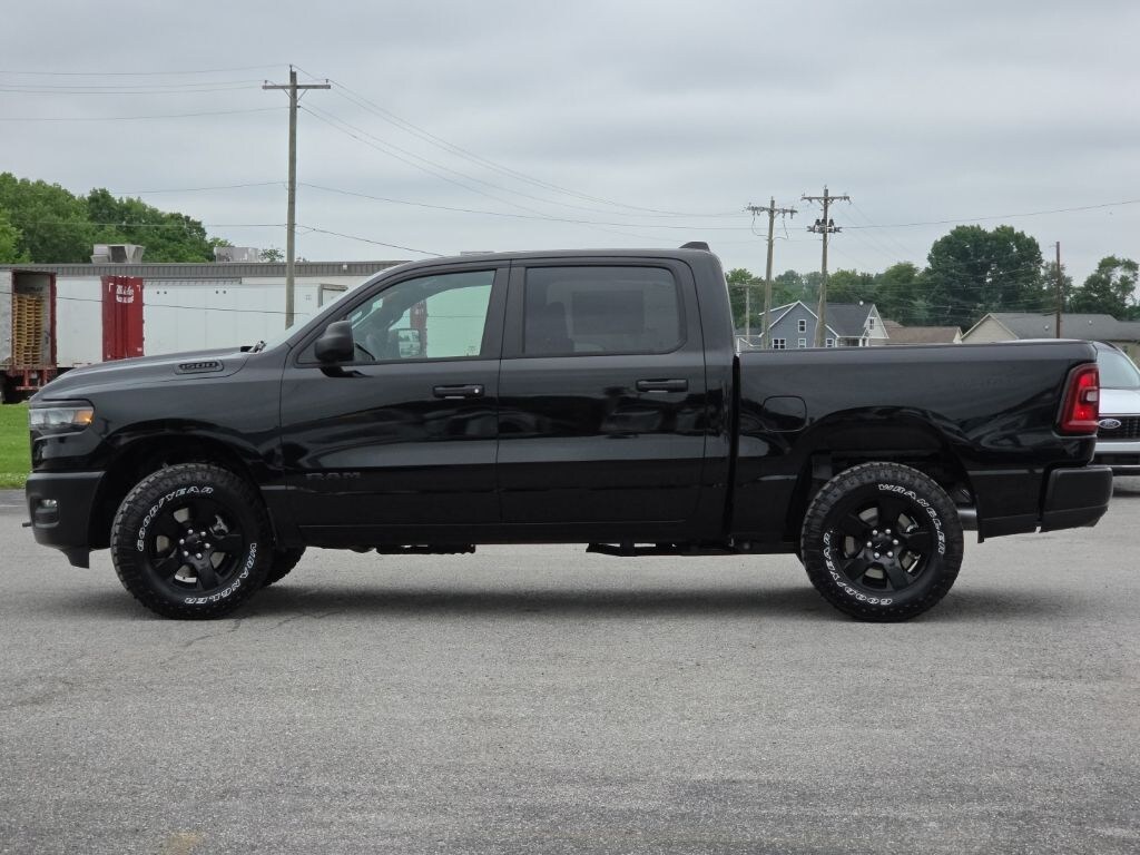 New 2026 Ram 1500 WARLOCK CREW CAB 4X4 5'7 BOX Pickup