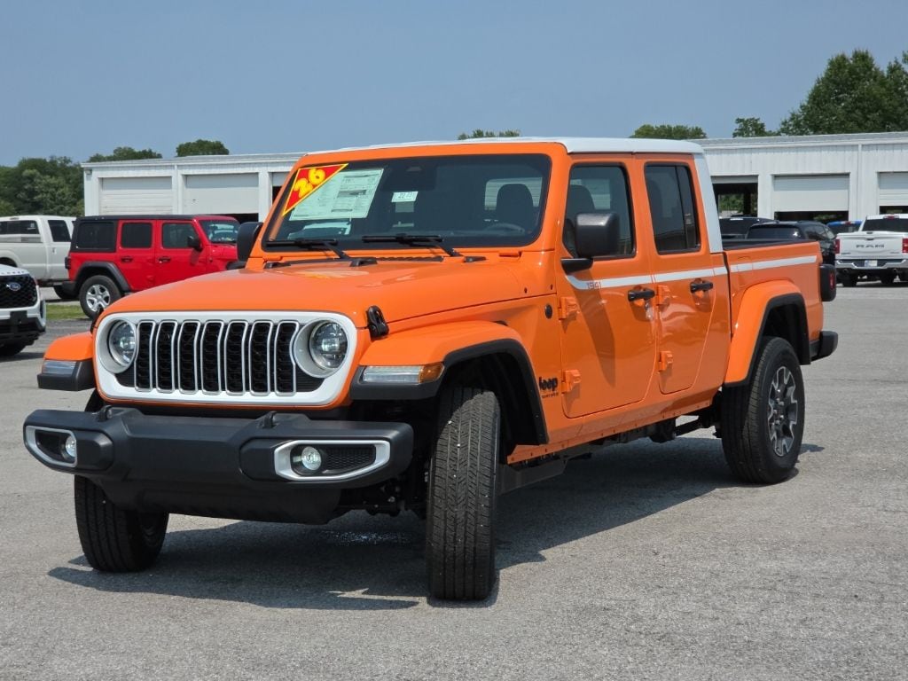 New 2026 Jeep Gladiator SAHARA 4X4 Pickup