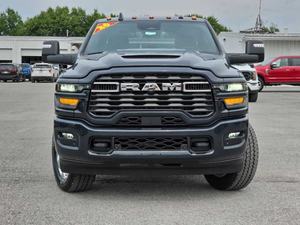 New 2026 Ram 2500 BIG HORN CREW CAB 4X4 6'4 BOX Pickup