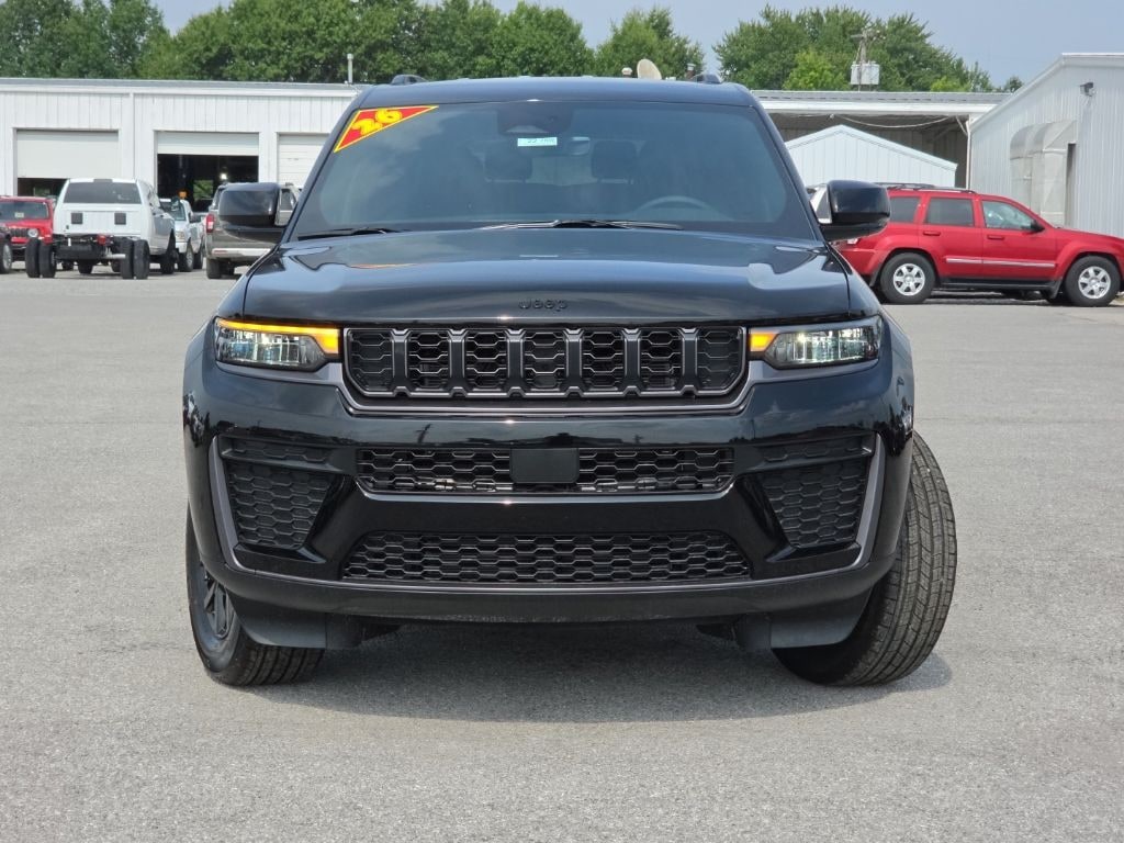 New 2026 Jeep Grand Cherokee L LAREDO ALTITUDE 4X4 Sport Utility