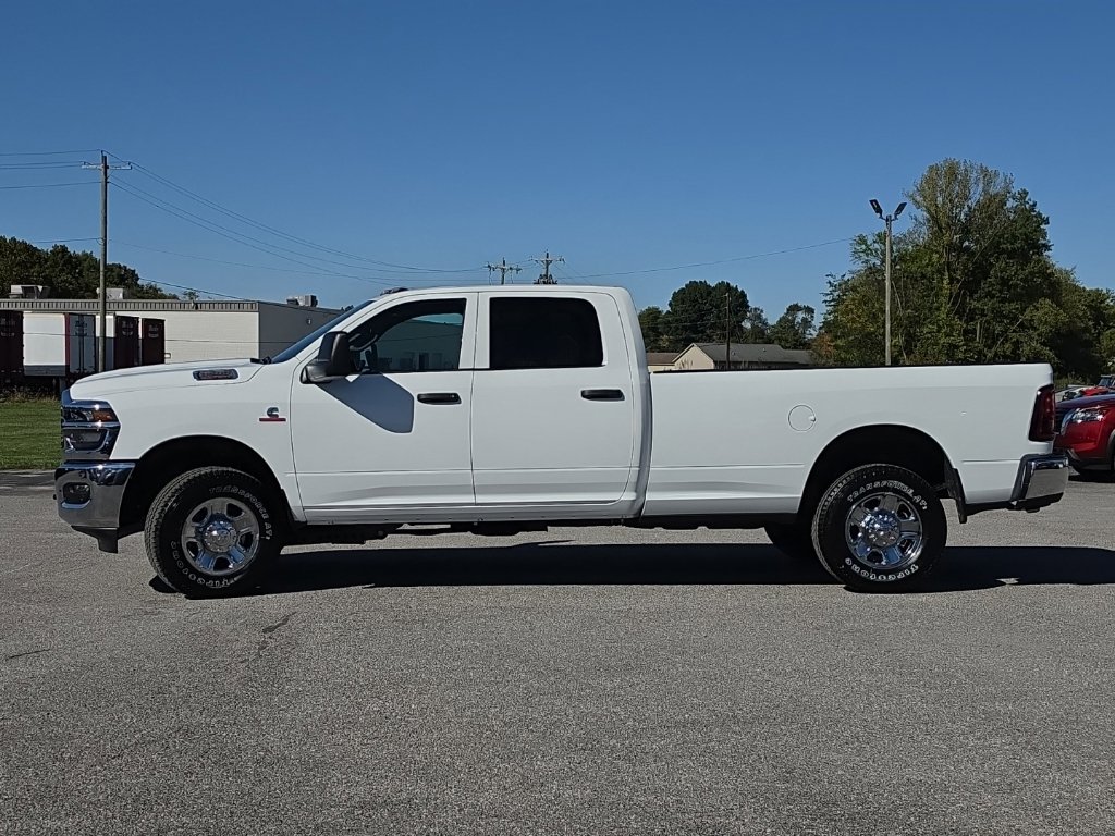 New 2027 Ram 3500 TRADESMAN CREW CAB 4X4 8' BOX Pickup