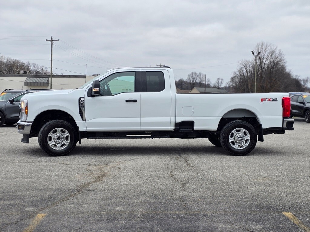 Used 2025 Ford F-350 XLT Truck Super Cab