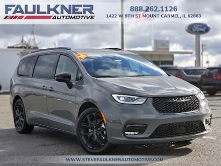 2025 Chrysler Pacifica LIMITED Passenger Van