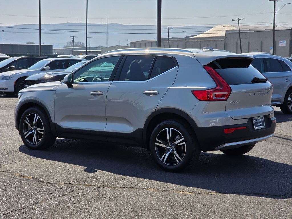 Used 2023 Volvo XC40 B5 Plus Bright Theme SUV