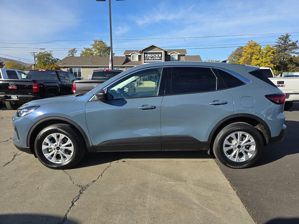 Used 2024 Ford Escape Active SUV