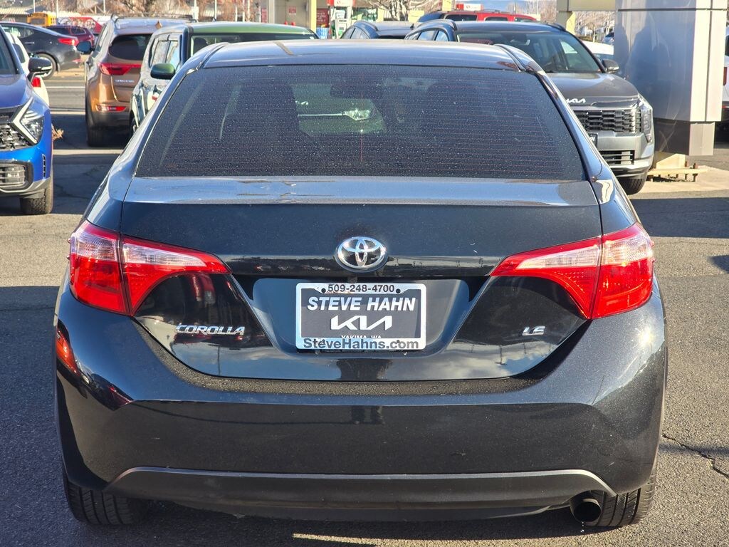 Used 2019 Toyota Corolla LE Sedan