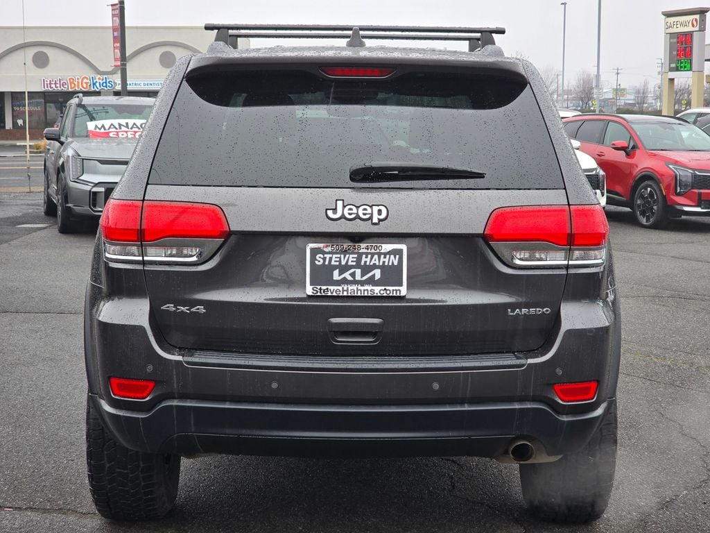 Used 2017 Jeep Grand Cherokee Laredo SUV
