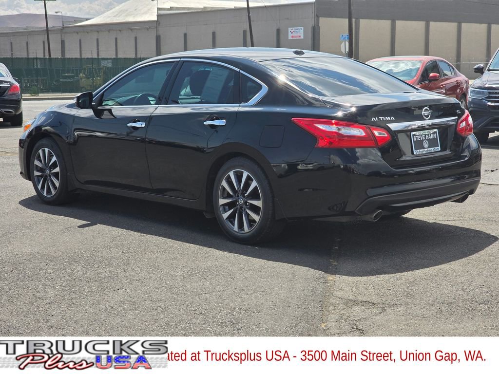 2016 Nissan Altima 2.5 SL photo 3