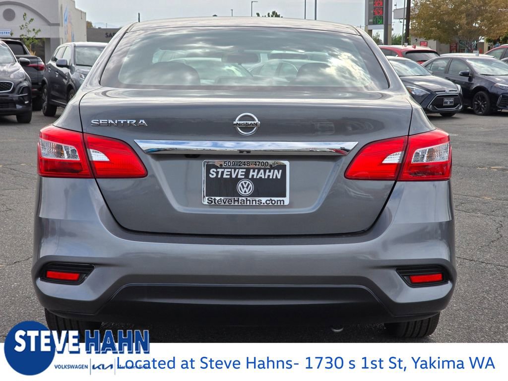 2019 Nissan Sentra S photo 3