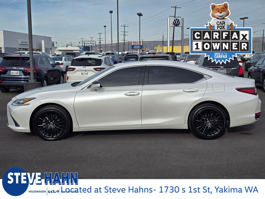 Used 2023 Lexus ES 250 Sedan