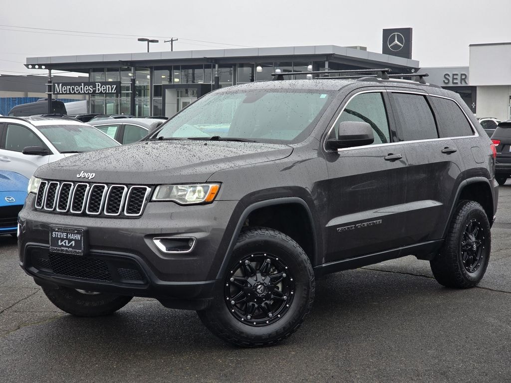 Used 2017 Jeep Grand Cherokee Laredo SUV