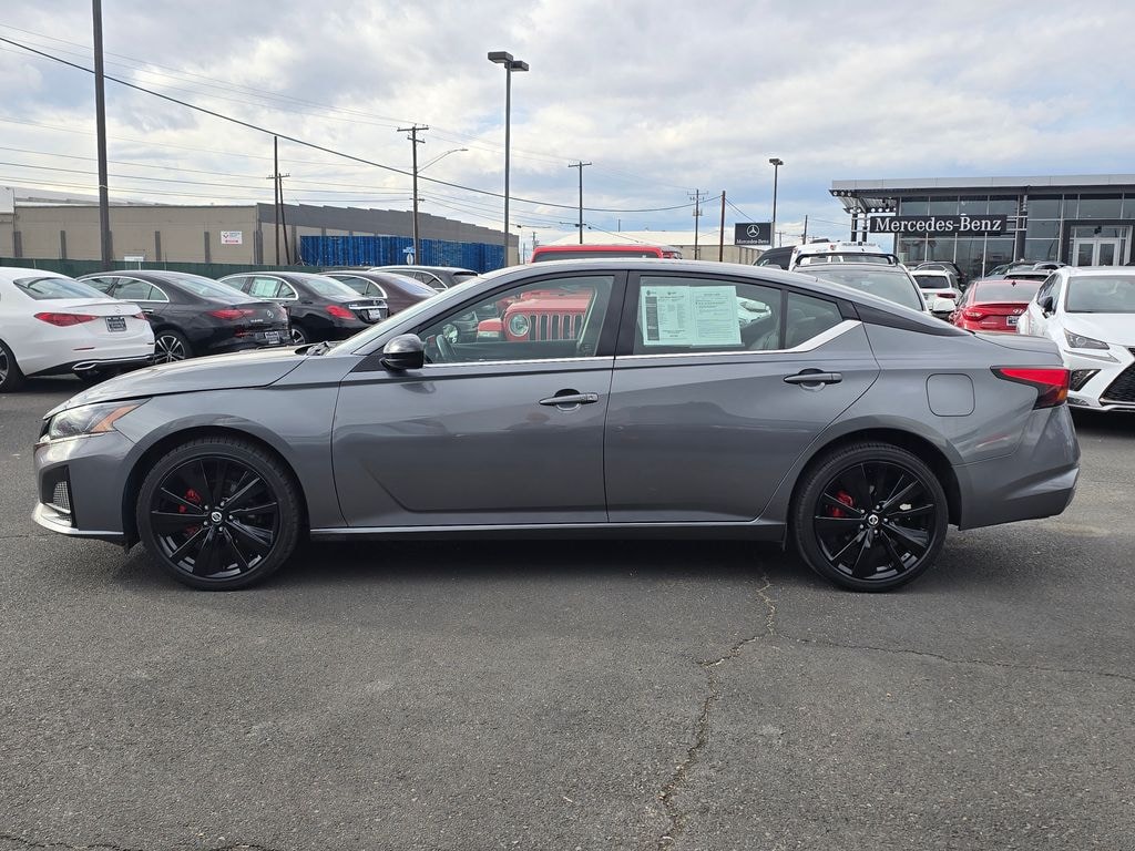 Used 2023 Nissan Altima 2.5 SR Sedan