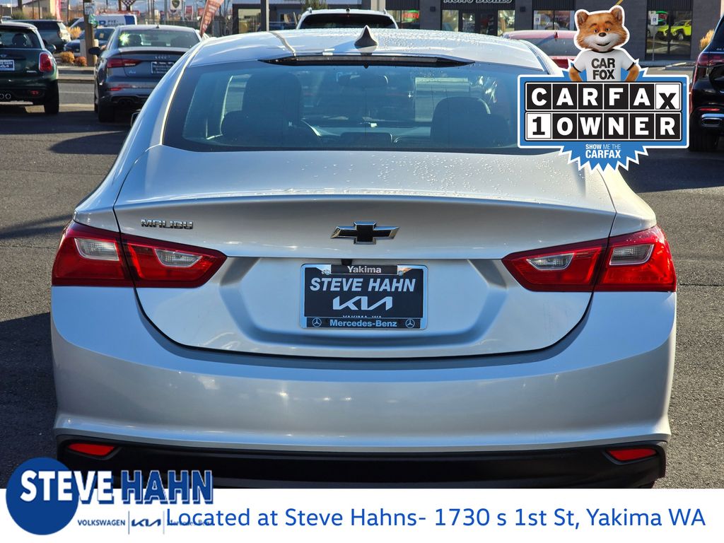 2020 Chevrolet Malibu photo 4