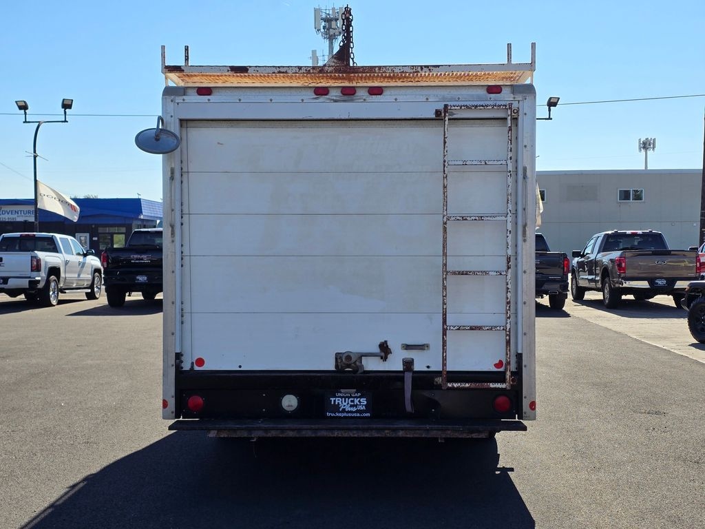 Used 2007 Ford E-350SD Base Cab/Chassis