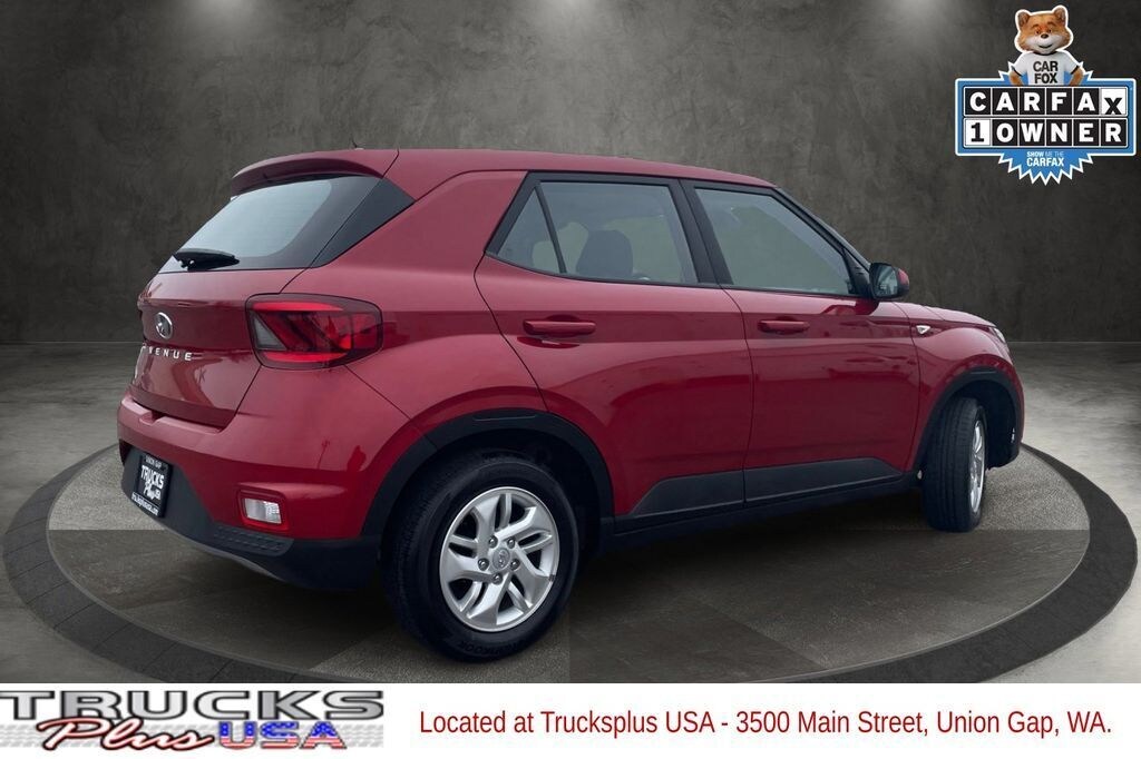 Used 2023 Hyundai Venue SE SUV