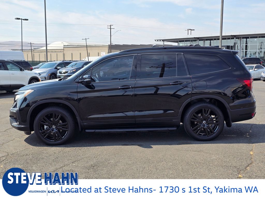 2022 Honda Pilot Black Edition photo 2