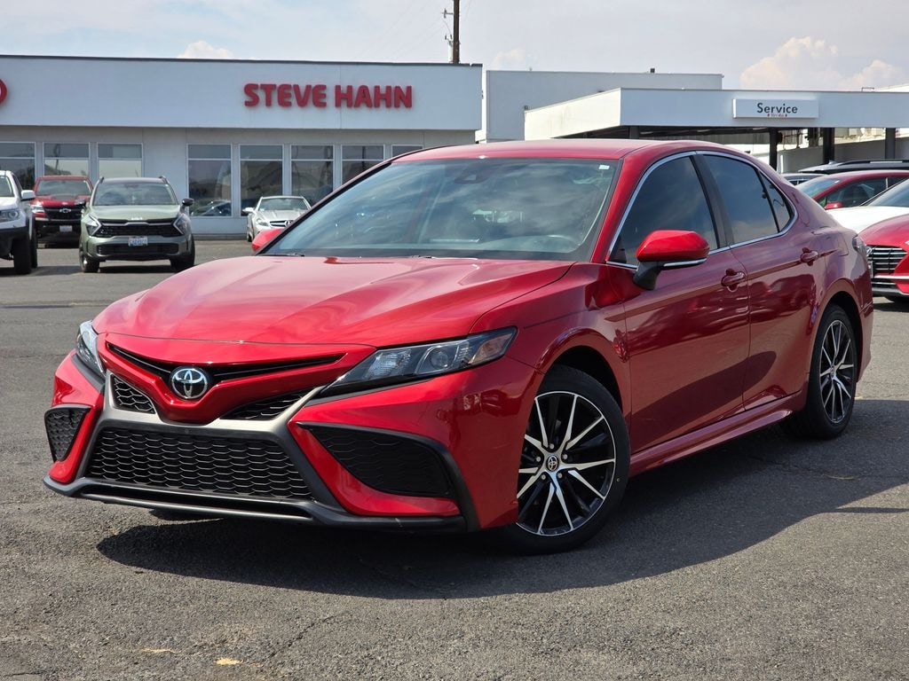 Used 2024 Toyota Camry SE Sedan